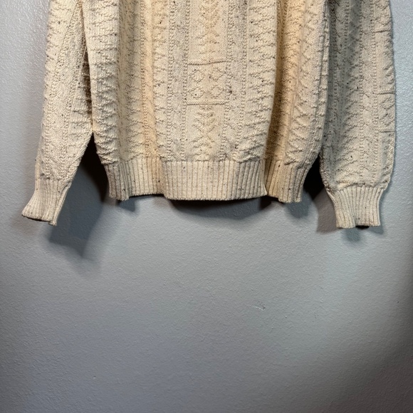 Vintage Gant Cream and Brown Speckle Crewneck Mens Sweater - Picture 3 of 4